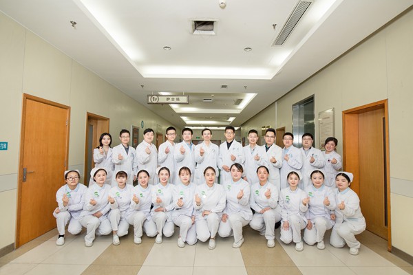 急诊科医护团队