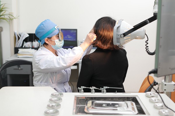 耳鼻咽喉科检查